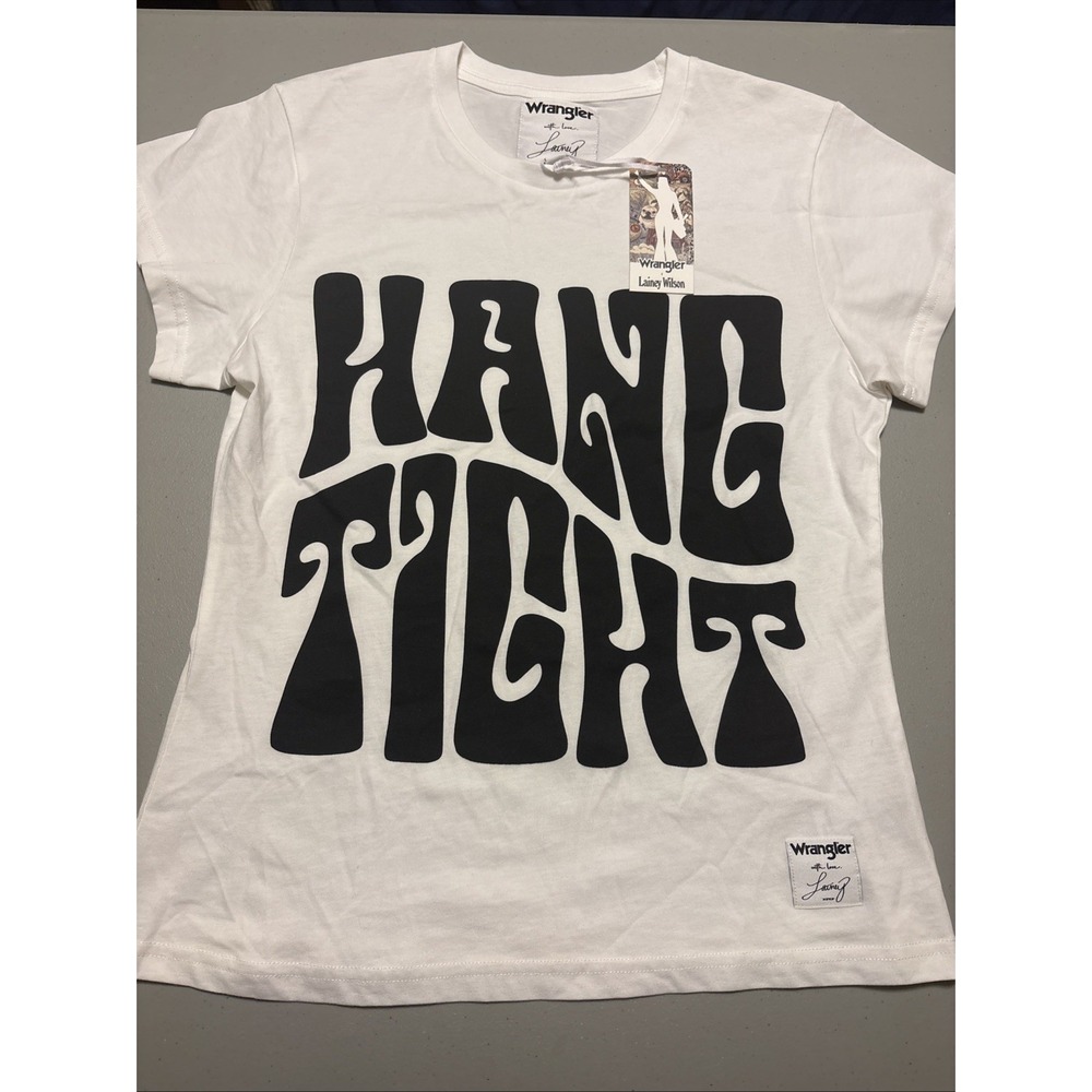 Wrangler x Lainey Wilson Hang Tight Shrunken Band T-shirt. Size Large NWT